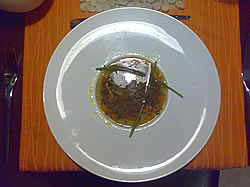 Consommé z pštrosího krku
