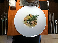 Gnocchi De Cecco s lososem, špenátem a šalotkou