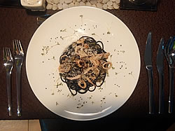 Tagliatelle al Tartufo s chřestem, pekorýnem, brazilskými ořechy a pravým lanýžem (1 g)